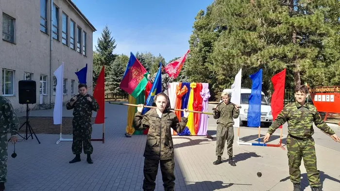 в9
