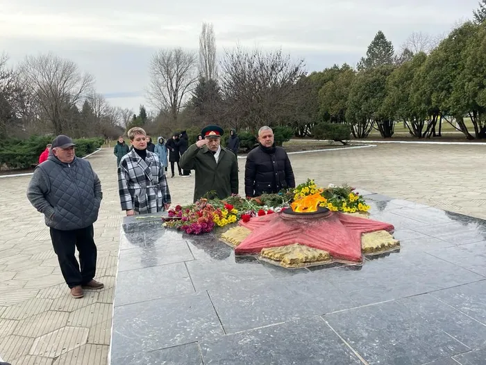 возлож